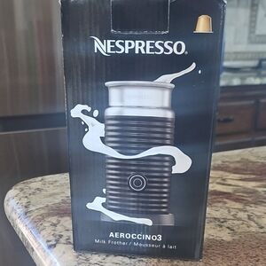 Nespresso Aeroccino3 Milk Frother in Black and Silver